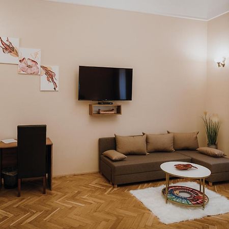 Dozsa Apartman سيغيد المظهر الخارجي الصورة