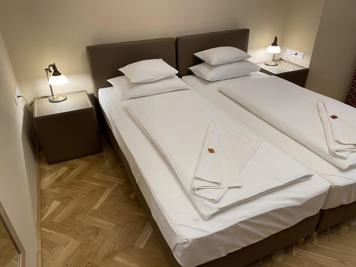 Dozsa Apartman سيغيد المظهر الخارجي الصورة