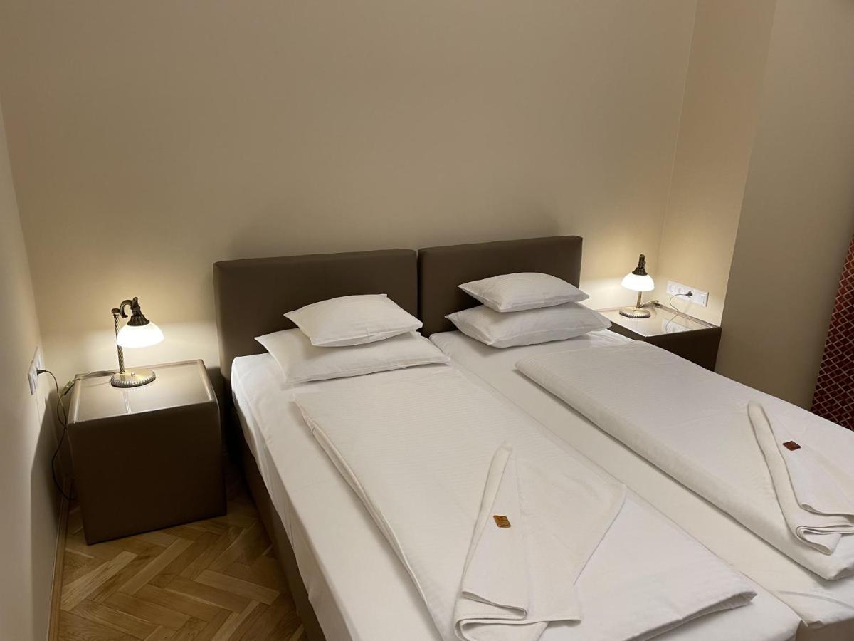 Dozsa Apartman سيغيد المظهر الخارجي الصورة