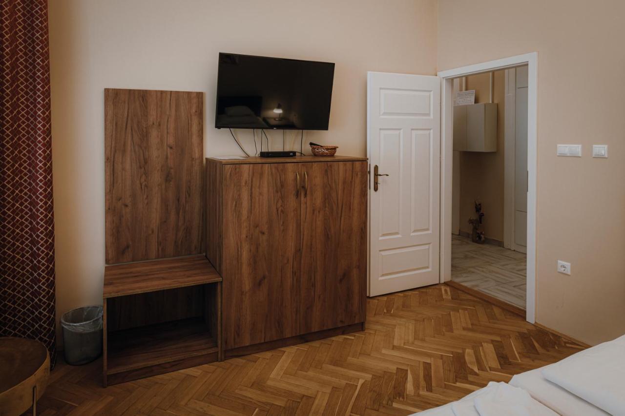 Dozsa Apartman سيغيد المظهر الخارجي الصورة