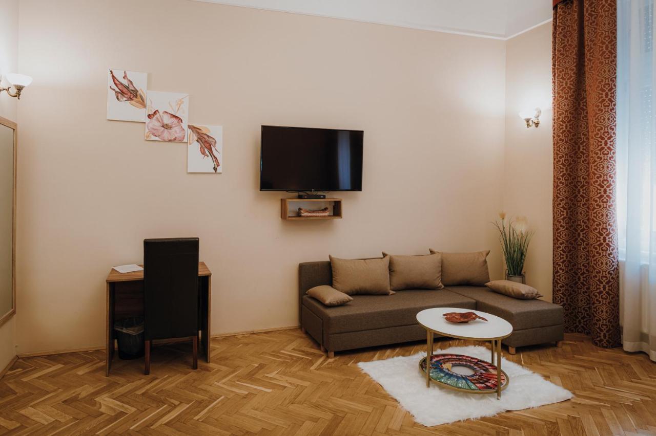 Dozsa Apartman سيغيد المظهر الخارجي الصورة