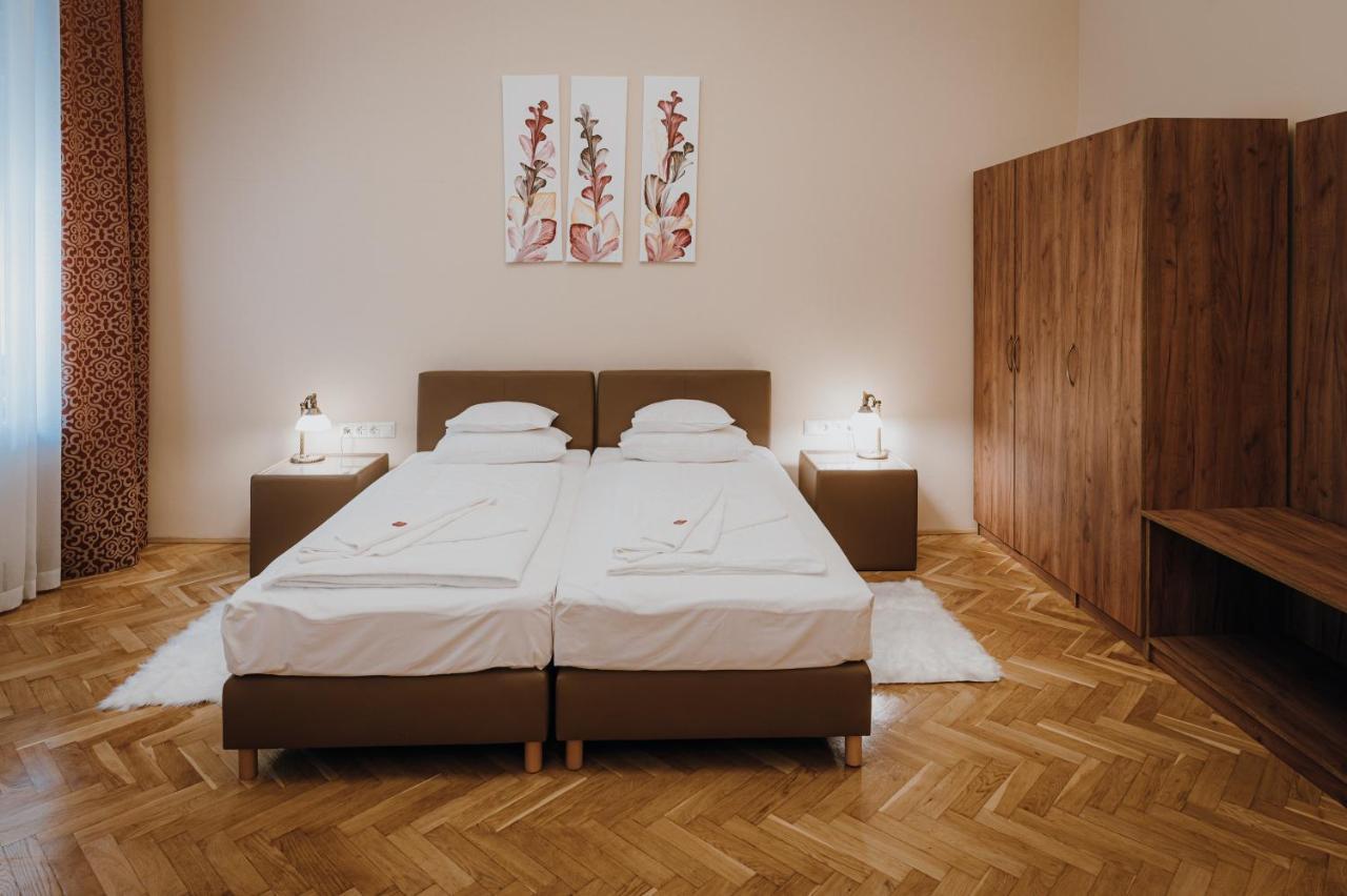 Dozsa Apartman سيغيد المظهر الخارجي الصورة