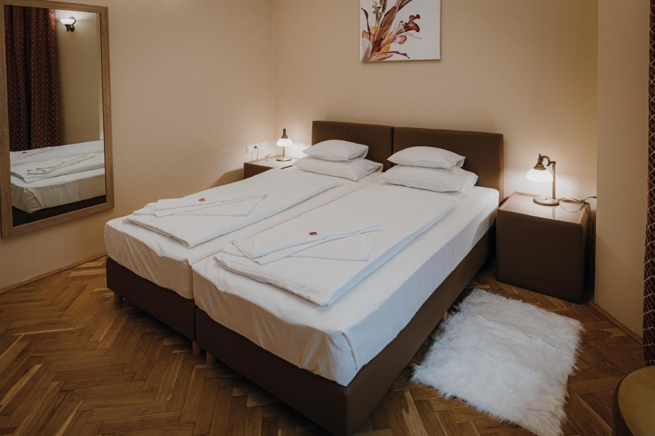 Dozsa Apartman سيغيد المظهر الخارجي الصورة